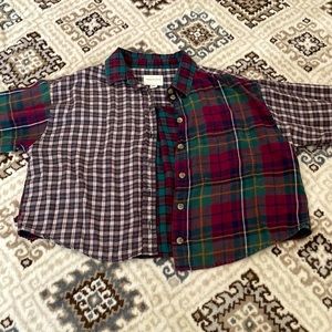 Woman’s Cropped Flannel